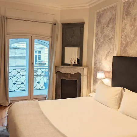 L'apparthotel Particulier 2*
